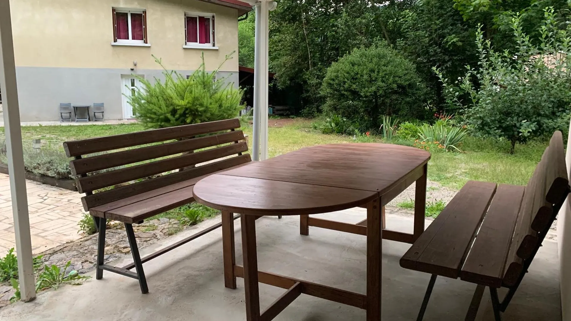 Privatunterkunft Ferienwohnung Le Clapot- Les Iris Saint-Etienne