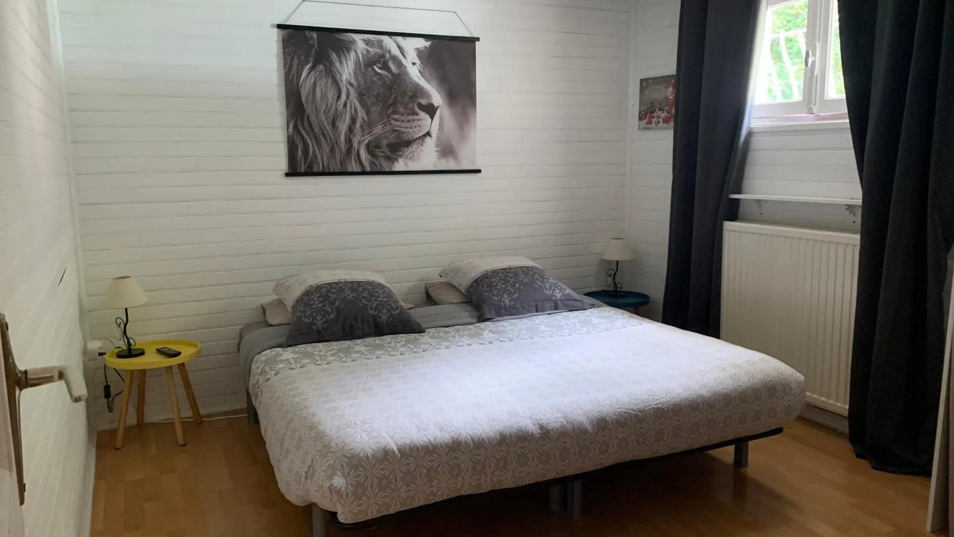 Le Clapot- Les Iris Apartment Saint-Etienne  0*, Saint-Etienne (Loire) France